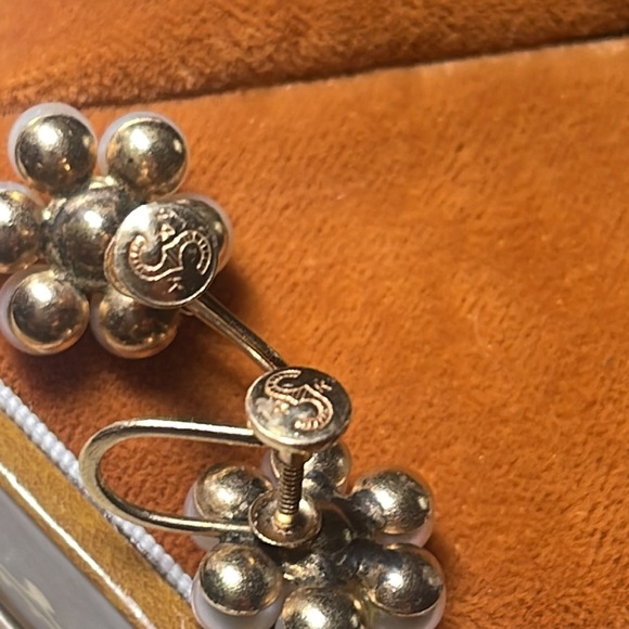14K Genuine Pearls Earrings - Picture 4 of 4